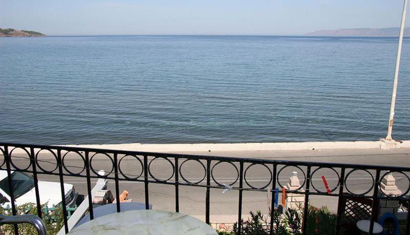Apartment Toula Petra (Lesbos) Exterior foto